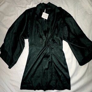 Storia Flattering Jasmine Green Midi Dress – Size Small